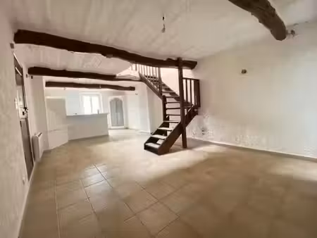 vente appartement 3 pièces 71 m² à garéoult (83136)  149 000 €