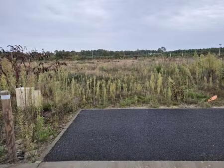 terrain constructible viabilisé à vendre