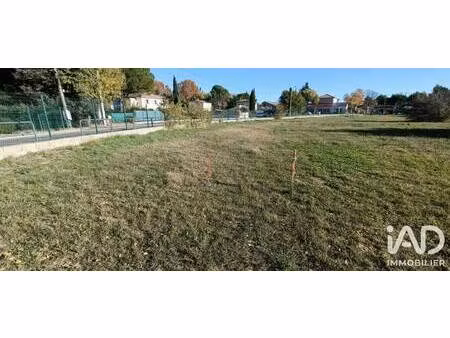 terrain constructible viabilisé à vendre