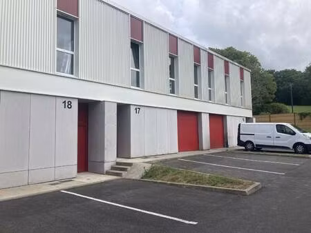 local d'activités à louer