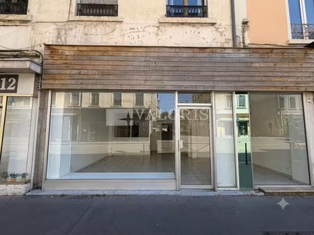location commerce 55 m² à villeurbanne (69100)
