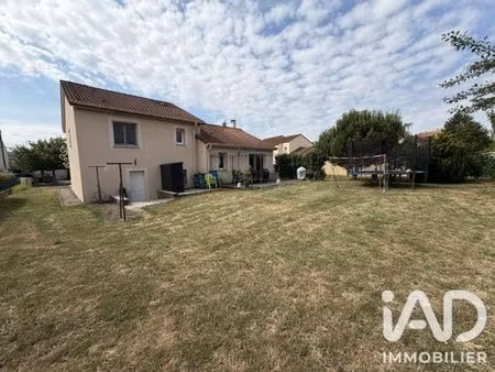 maison à saint-privat-la-montagne (57855)