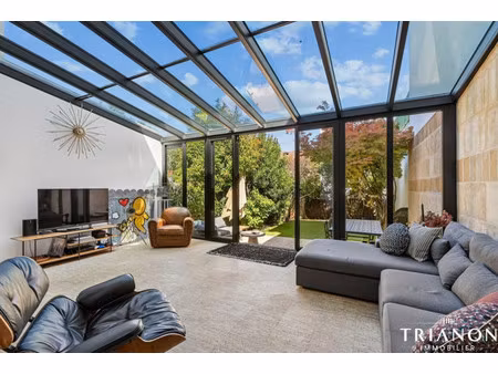 maison de luxe à vendre dans le quartier république