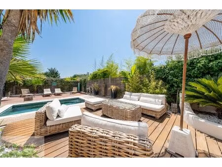 villa 4 chambres de plain-pied valbonne