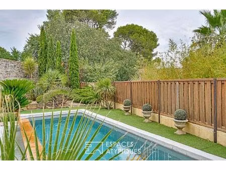 maison de charme avec piscine à débordement