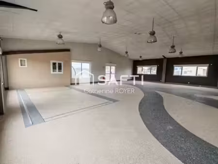 vente commerce 4 pièces 659 m² saint-martin-en-bresse (71620)