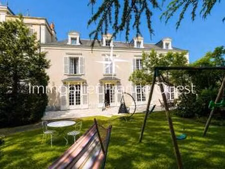 vente maison à sablé-sur-sarthe (72300) : à vendre / 225m² sablé-sur-sarthe