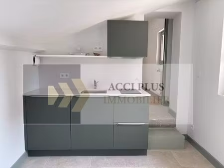 appartement t1 bis - 25m² - centre uzès