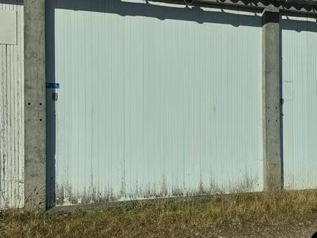2 garages