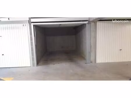 box parking vern sur seiche centre