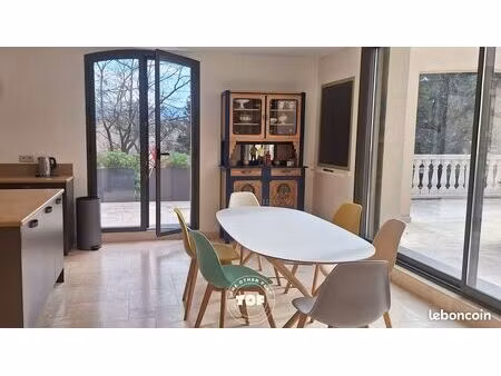 location grande maison meublé 4 chambres avec piscine & jardin : aubagne