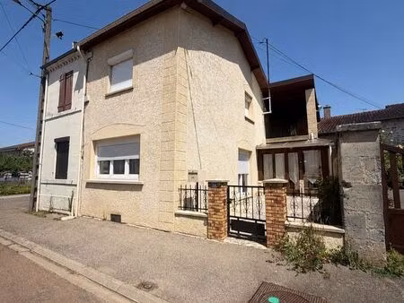 spacieuse maison - 213 m² - 6 pièces