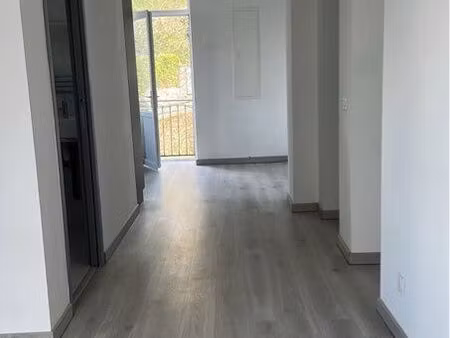 bel appartement 80m2 entièrement refait à neuf
