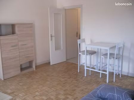 a louer studio meuble