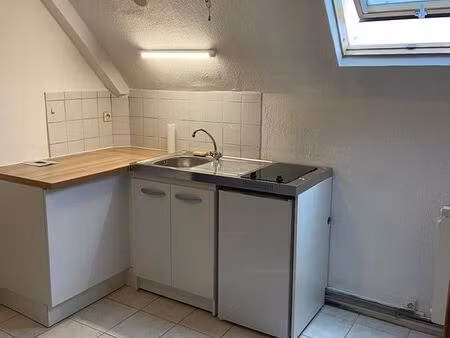 appartement meublé à pithiviers centre 2 pièces - duplex
