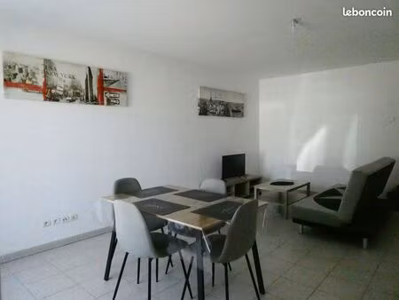 ? appartement t2 meublé de 43 m² à louer – saintes (résidence clos du bois taillis)