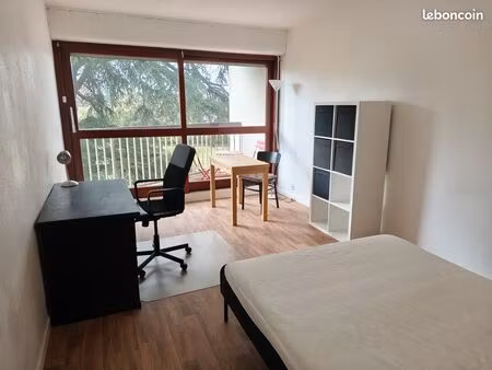 studio meublé proche kedge balcon parc gardien