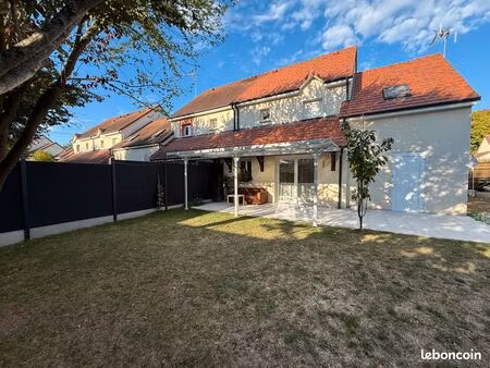 maison a louer quartier de golf