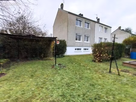 maison 4 pièces 85 m²