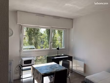 studio meuble proche iut charlemagne