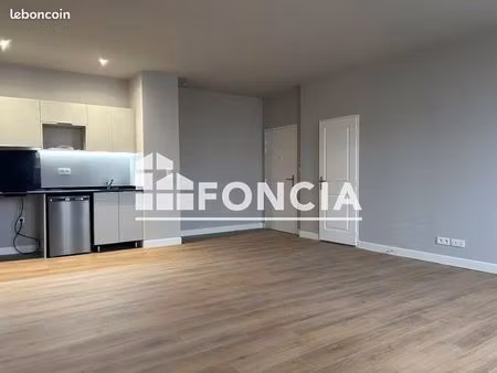 appartement 1 pièce 40 m²