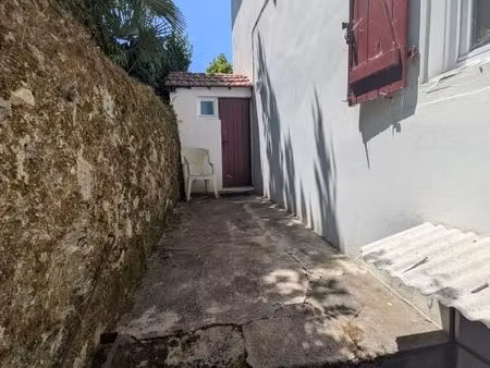 studio 2 pièces 22 m²