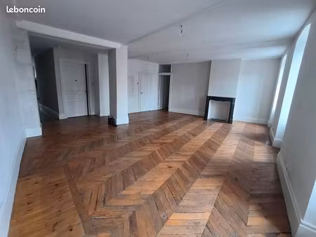 appartement 4 pièces 120 m²