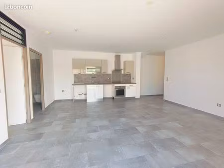 appartement t3 vue sur mer