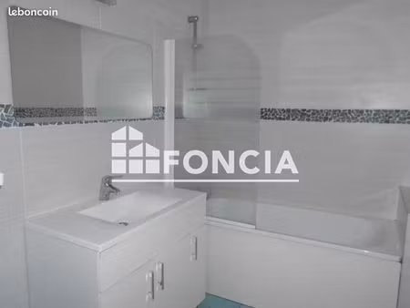 maison 5 pièces 106 m²