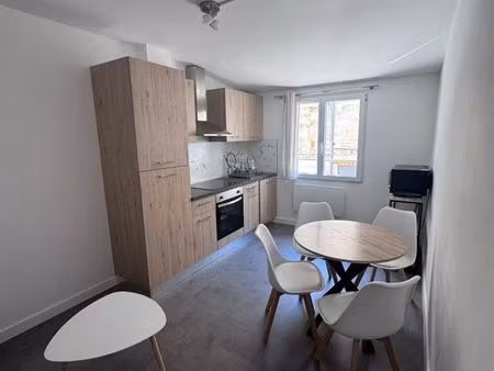 appartement t2 meublé – 32 m² – cœur de libourne - garage privatif