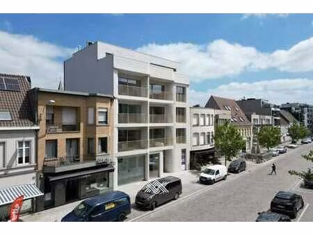 penthouse gelegen in een architecturale eyecatcher op de ...