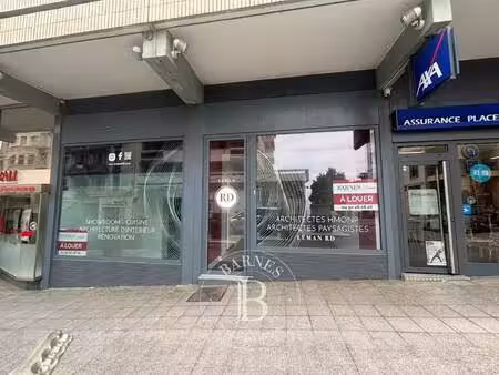 local commercial à louer