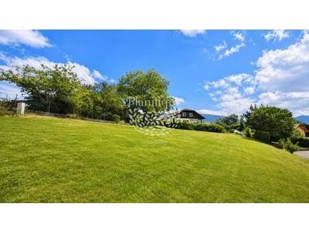 terrain constructible viabilisé à vendre