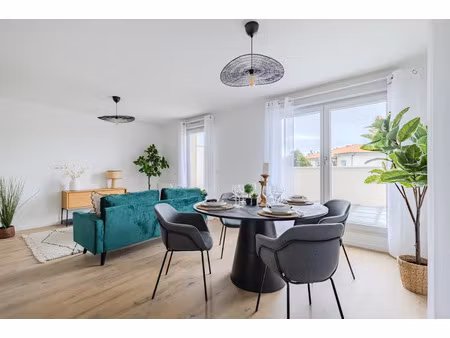 vente appartement 5 pièces 94 m² à blanquefort (33290)  379 000 €