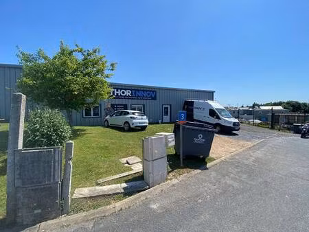 local d'activités à louer