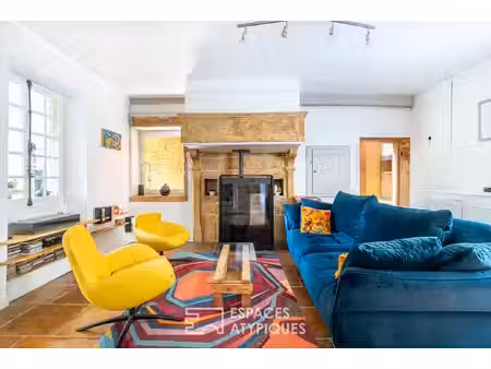 maison de charme en pierres dorées