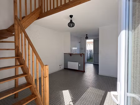 appartement t2 avec parking et jardin secteur calme et rec