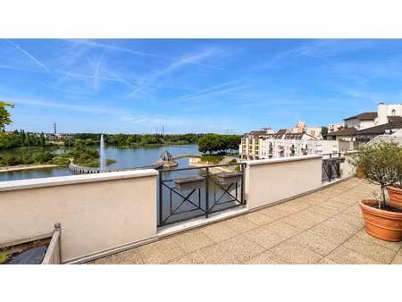 duplex_face au lac_4 pièces 94 25 m²