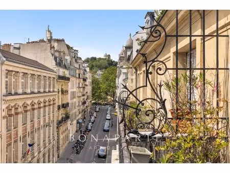 paris 9 / turgot – étage élevé – balcon filant – vue dégagée