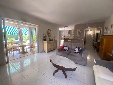 vente appartement 4 pièces 102 m² six-fours-les-plages (83140)