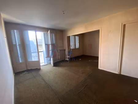 bel appartement t3 avec cave