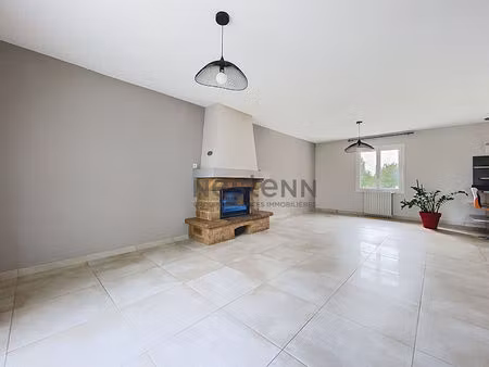maison de 150 m² idéalement située à grez neuville - 4 chambres - 2000m² de terrain