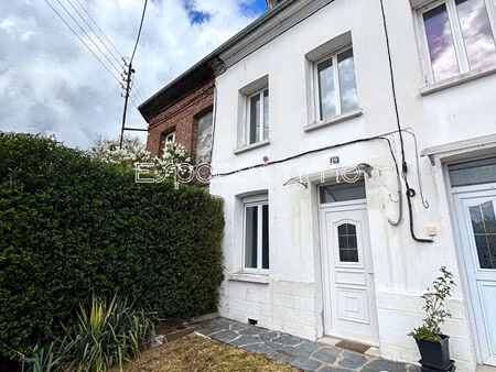 maison 4 pieces - 3 chambres - jardin et parking - centre ville montville - 58.60m²