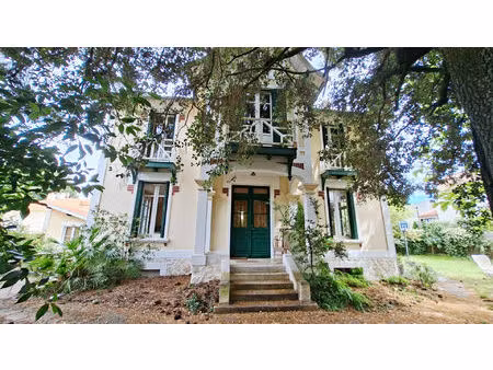 saint-palais-sur-mer ? villa de charme des années 1920