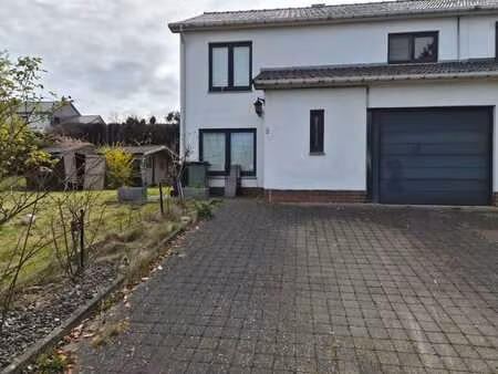 maison 3 façades 4 chambres à saive avec jardin