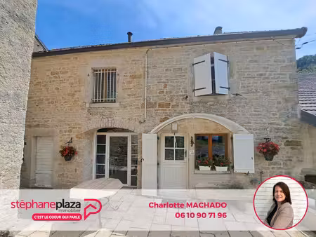 maison en pierre rénovée à ladoye sur seille (39210)  6 701m² de terrain en bord de rivièr
