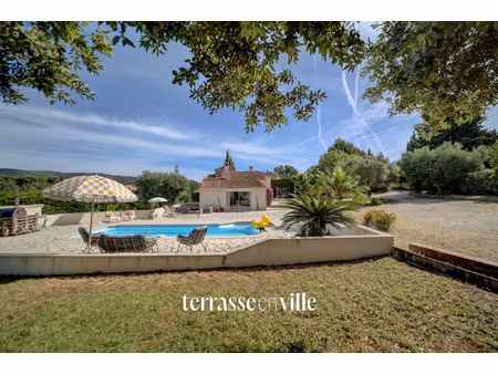 st cyr-sur-mer - villa familiale t5 rénovée - jardin 2100 m2
