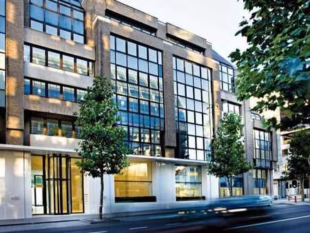 cortenbergh 100: bureaux à louer à partir de 261m²