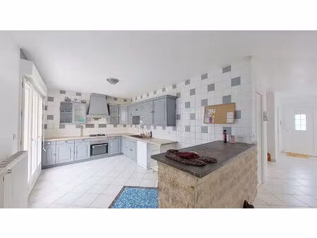 maison vigneux sur seine 13 pièces 215 m2