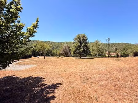 terrain à vendre